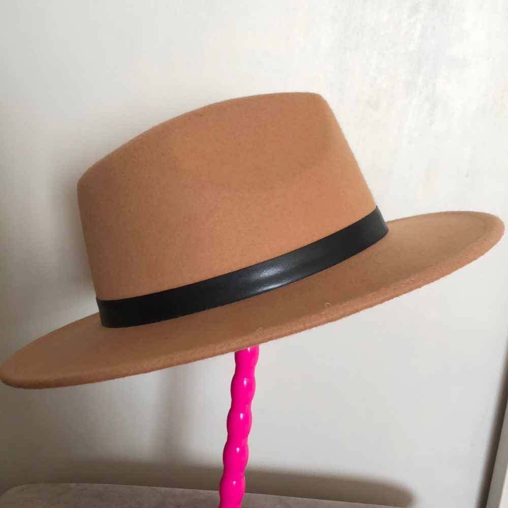 Pinched velvet fedora